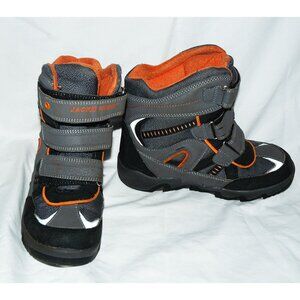 Boys  or Girls Jacks Hibo winter boots, Size 33 or US 1.5 / 2, Great Condition